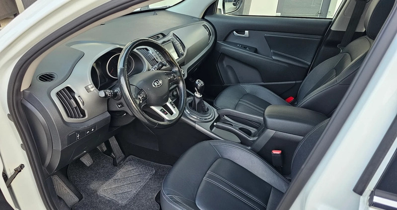 Kia Sportage cena 53999 przebieg: 139540, rok produkcji 2015 z Poddębice małe 254